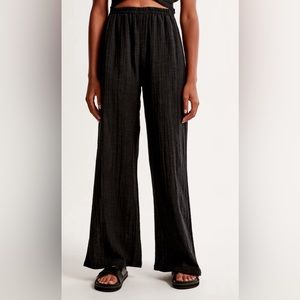 Abercrombie & Fitch Crinkle Textured Pull-On Wide Leg Pant